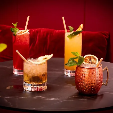 Moxy Paris Val D'europe Hotel