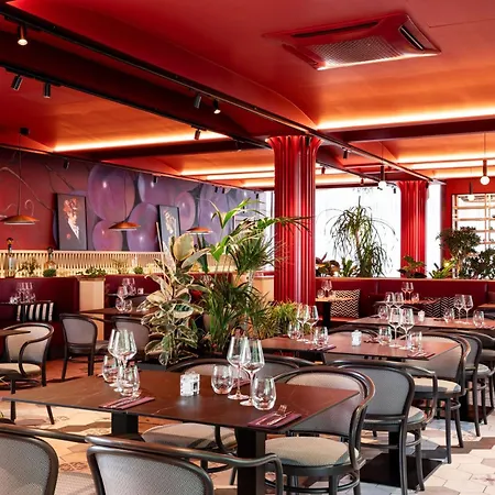 Moxy Paris Val D'europe Hotel 3*
