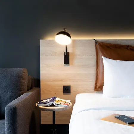 Moxy Paris Val D'europe Hotel 3*