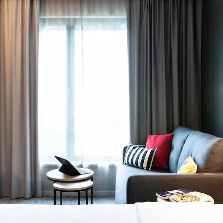 Moxy Paris Val D'europe 3*
