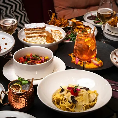 Moxy Paris Val D'europe Hotel 3*